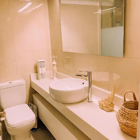 Newly Renovated Super-chic Appartement