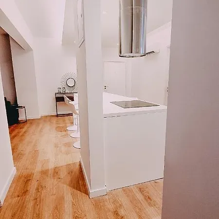 Апартаменты Newly Renovated Super-chic Никосия