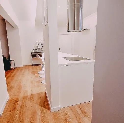 Апартаменти Newly Renovated Super-chic Нікосія